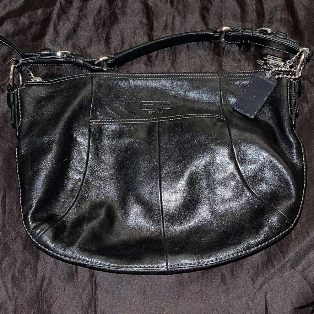 Coach black leather shoulder bag